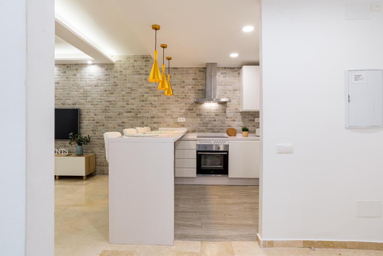 Agua II & Seasonal Pool By Ele Apartments Malaga Ngoại thất bức ảnh